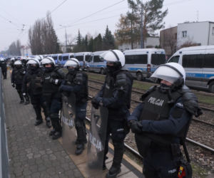 Dom Jarosława Kaczyńskiego otoczony jak twierdza