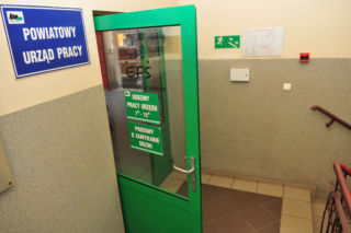 Wielkie zwolnienia w Krakowie. Firmy redukują etaty, tysiące osób na lodzie