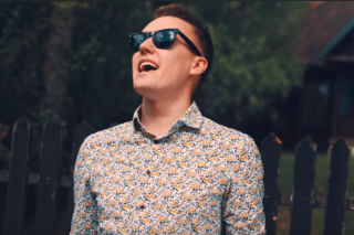 Najlepszy Koncert Świata 2022 - Bedi zaprasza na imprezę VOX FM! Gdzie i kiedy wystąpi? [WIDEO]