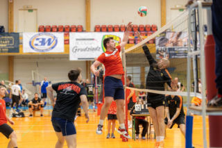 Siatkarskie środowisko zagrało w turnieju charytatywnym dla Adama Przybylaka. Mamy zdjęcia 