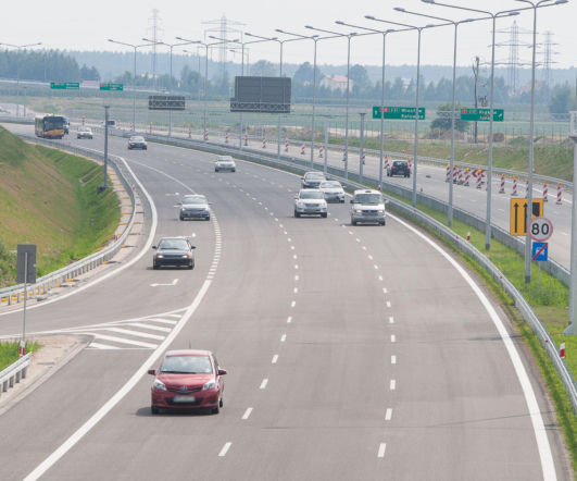 Wielka inwestycja wokół Warszawy nabiera tempa. GDDKiA odkryła karty w ważnym przetargu