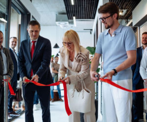 Pol-Mach i OKNOPLAST