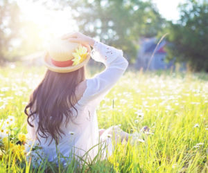 Pogoda w majówkę 2026 przepędzi fanatyków grillowania? Synoptycy wskazują, że będzie jak w PRL-u, gdy na pochodach pierwszomajowych wszyscy mieli ze sobą to