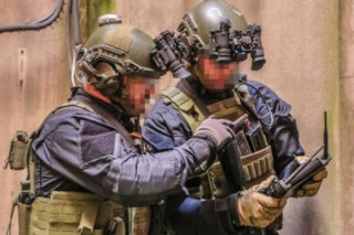 Serie z karabinu na granicy polsko - białoruskiej [WIDEO]