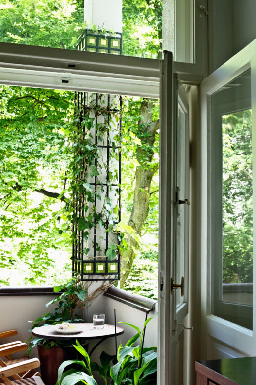 Jak urządzić wąski balkon?