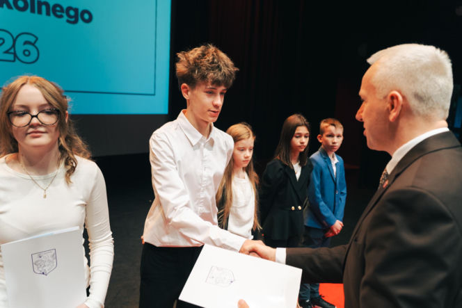 Najzdolniejsi uczniowie odebrali stypendia Prezydenta Miasta Siedlce