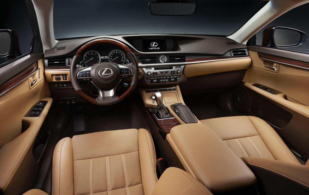 Lexus ES 300h - lifting 2016