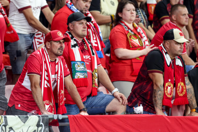 Widzew Łódź - Lech Poznań: Zdjęcia kibiców z meczu 6. kolejki PKO BP Ekstraklasy