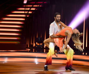 Gamou Fall i przepiekne tancerki w TzG