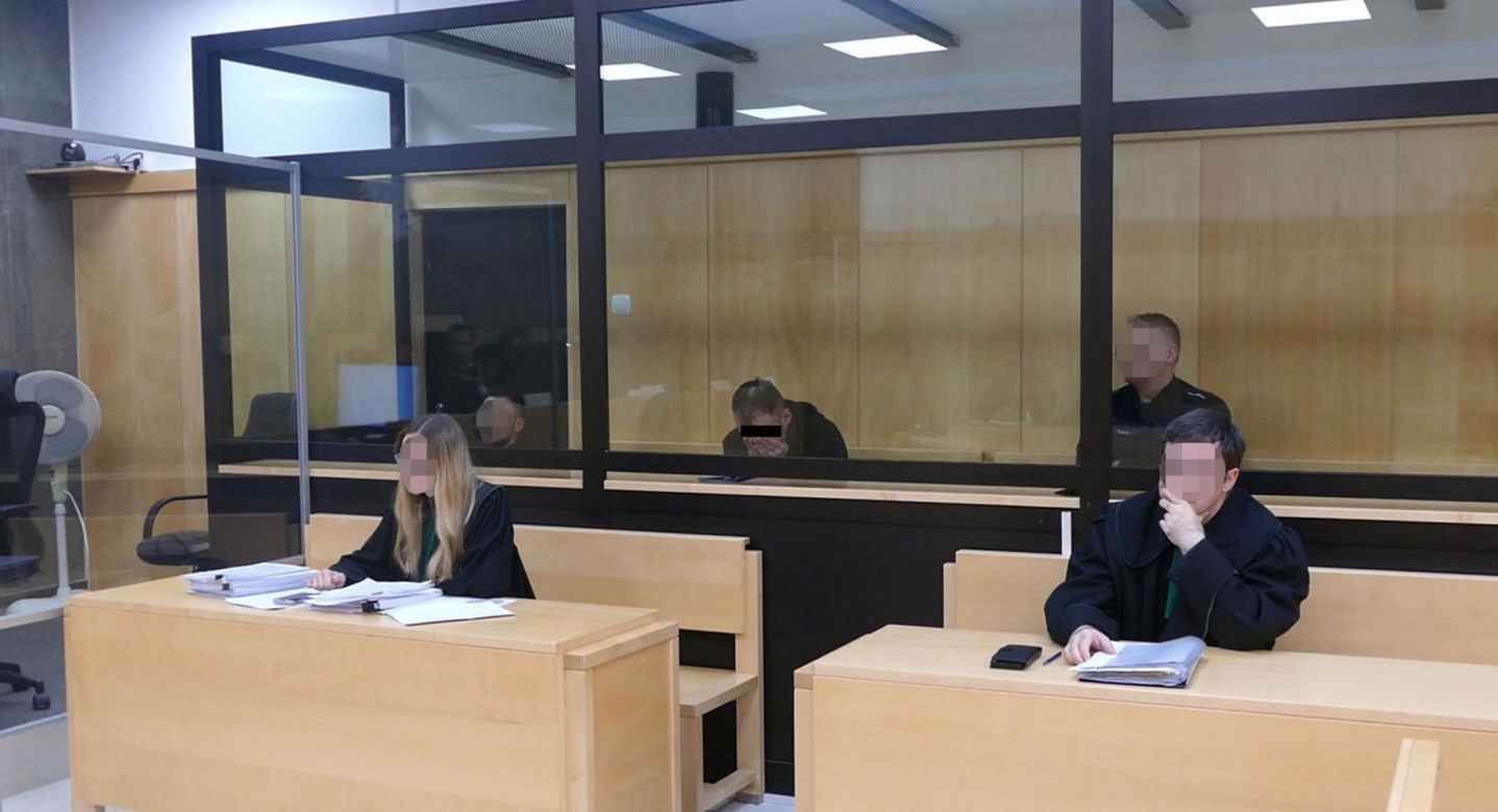 Skatowany i przypalany 6-letni Maksio umierał w męczarniach. „Zamiast domu urządzono mu salę tortur”