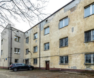 Dawna szkoła powszechna na Słomińskiego 1 w Warszawie