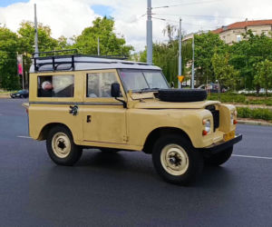 Parada zabytkowych pojazdów w Szczecinie