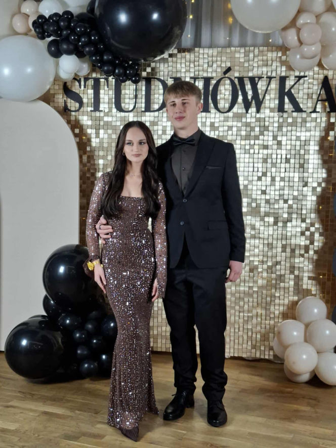 Studniówka 2026 maturzystów II LO w Starachowicach