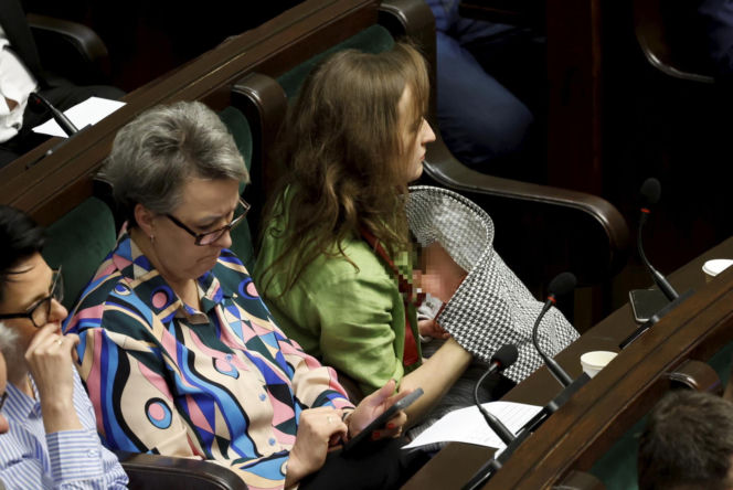 Bosakowie przyszli do Sejmu ze Stefankiem