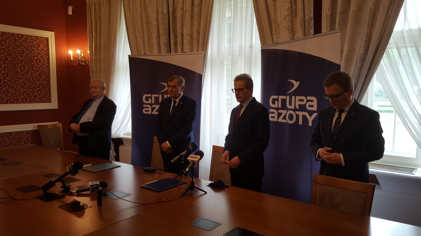 Podpisanie umowy między Grupą Azoty S.A. i Akademią Górniczo-Hutniczą w Krakowie