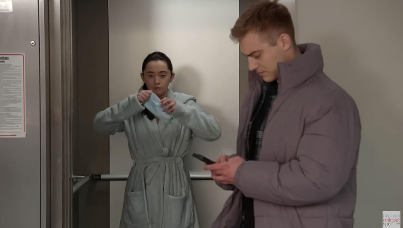 Pierwsza miłość. Milena/ Angelika (Patrycja Franczak), Kamil Biały (Igor Paszczyk)