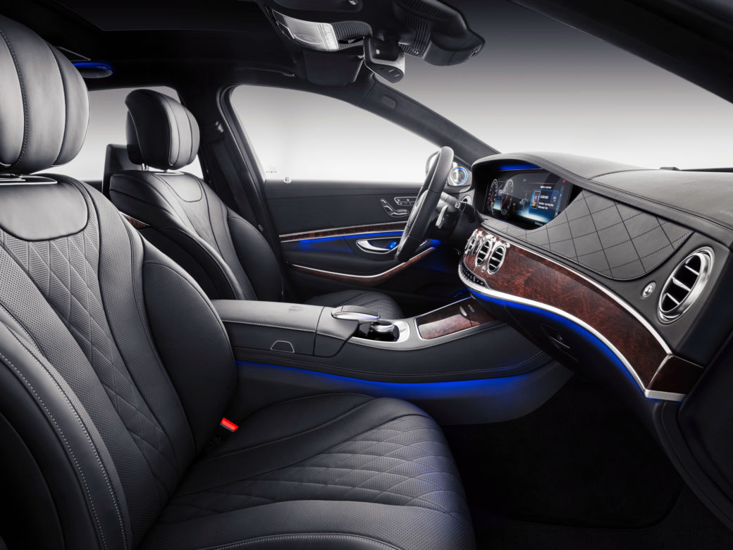 Mercedes-Maybach S 560