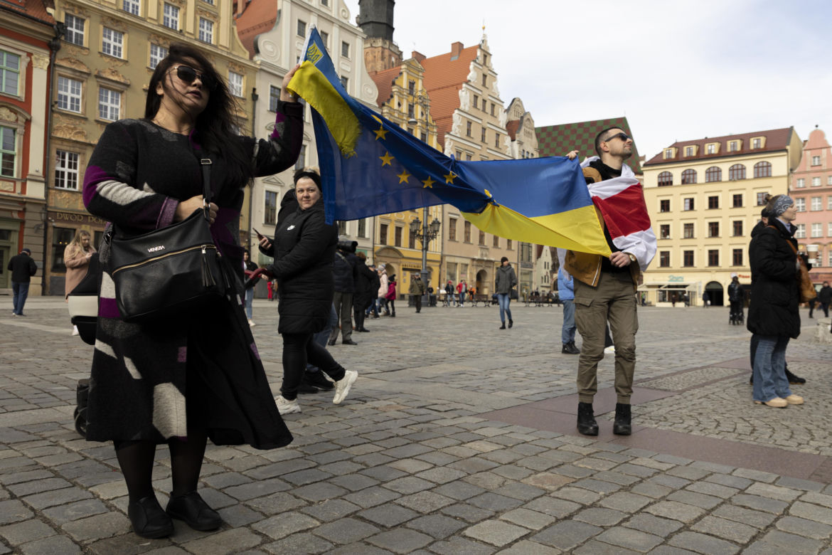 Wojna na Ukrainie. Wrocław potępia Rosję i apeluje do świata o skuteczną presję 
