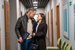 Pierwsza miłość, odcinek 4176: Powrót Bartka na wolność zaczyna się od ostrej kłótni z Emilką