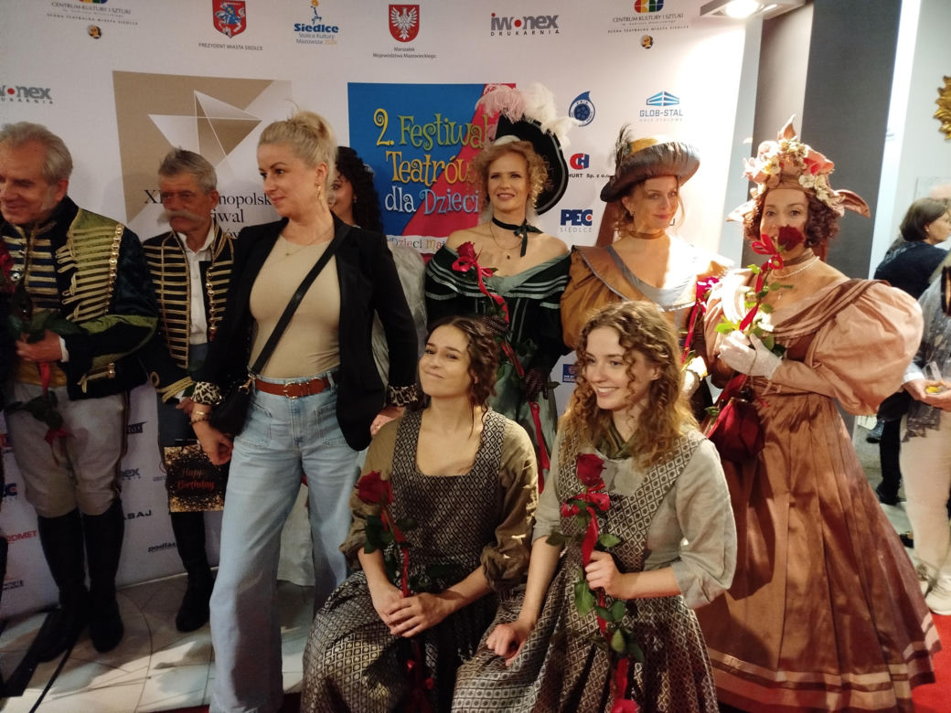 Ruszył 14. Ogólnopolski Festiwal Teatrów Sztuka plus Komercja w Siedlcach. W tym roku zobaczymy 8 spektakli konkursowych i 5 wydarzeń towarzyszących