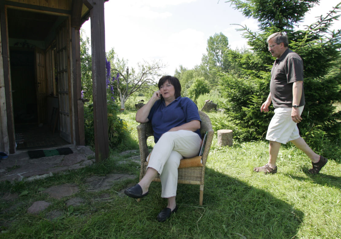 Anna Komorowska wypoczywa na działce w Budzie Ruskiej 