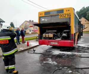 Staroźreby. Pożar autobusu z pasażerami w środku! Co się stało? [ZDJĘCIA]