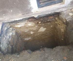 badania archeologiczne  na patio kamienicy przy ul Dworcowej 2  