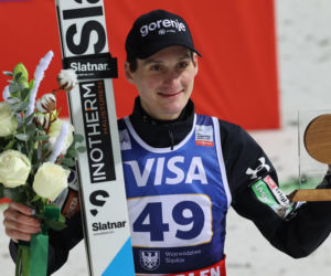 Domen Prevc znów wygrywa w Wiśle! Tomasiak z życiowym wynikiem, Stoch pożegnał skocznię im. Adama Małysza