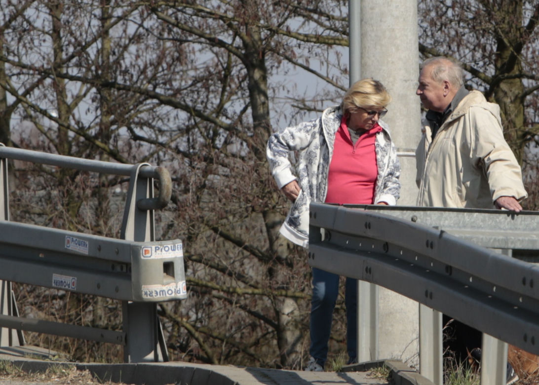 Jerzy Stuhr pokonał nowotwór pokona wirusa 