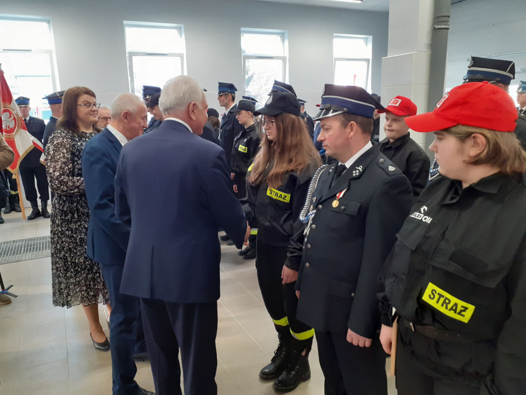 Przekazanie promes dla młodzieżowych drużyn strażaków ochotników w KM PSP w Siedlcach