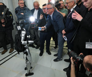Robot humanoidalny Edward Warchocki w Sejmie