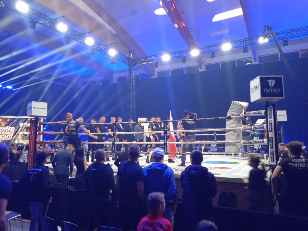 Złotów Boxing Night za nami. Emocjonujące pojedynki rozgrzały Złotów