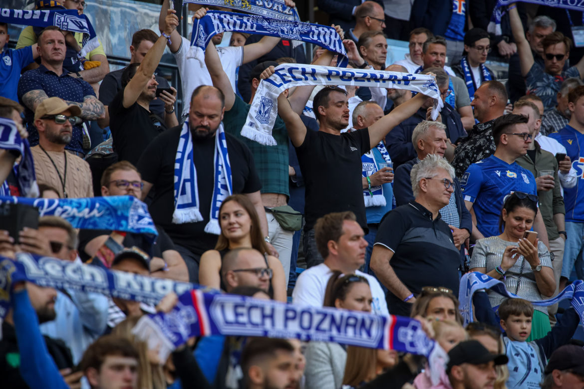 Tak bawili się kibice na meczu Lech Poznań - Jagiellonia Białystok