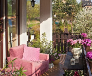 Balkon w kwiatach