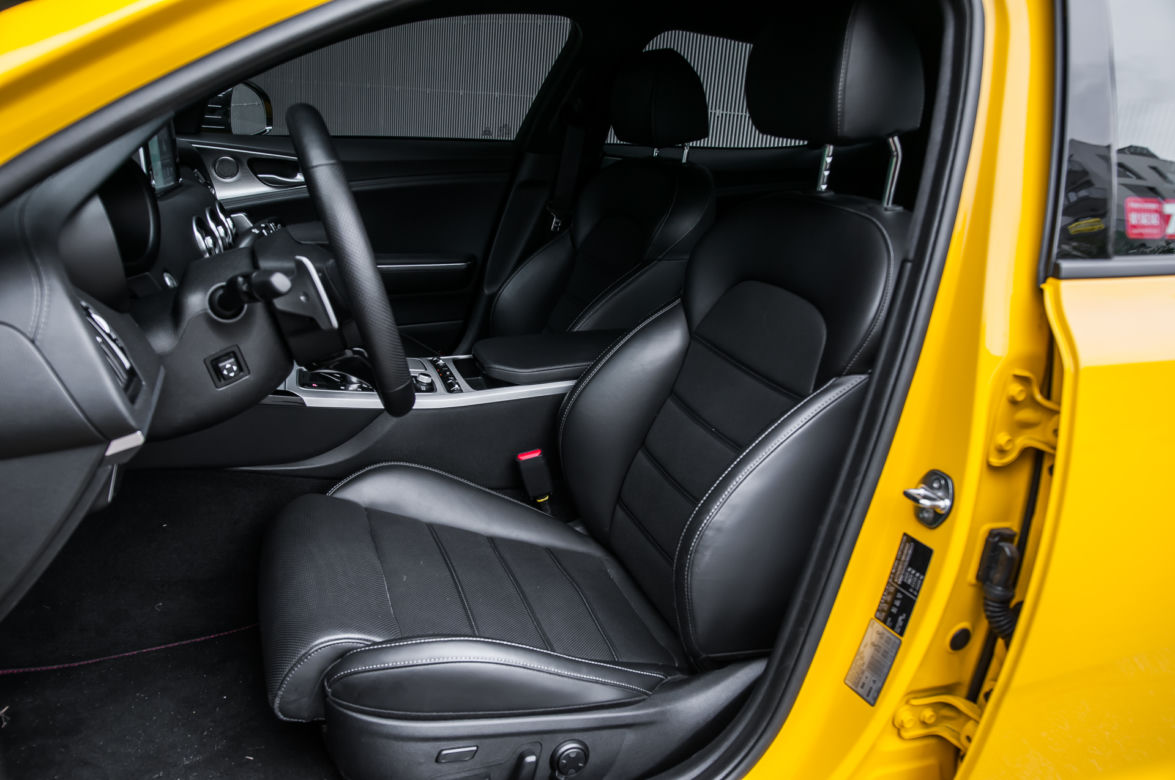 Kia Stinger GT 3.3 V6 T-GDI 366 KM 8AT AWD