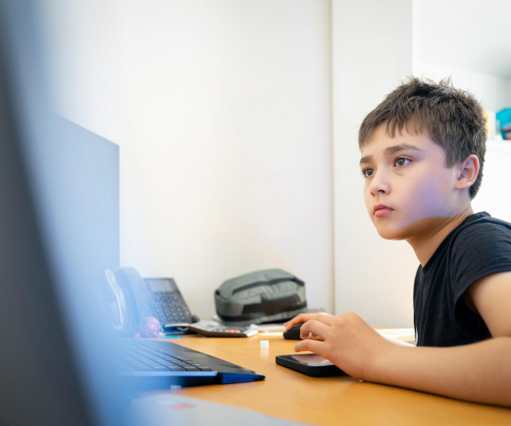 ChatGPT do lekcji – pomoc czy oszukiwanie? Zasady dla dzieci