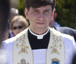 Syn Szydło musi wyjaśnić dlaczego opuścił parafian