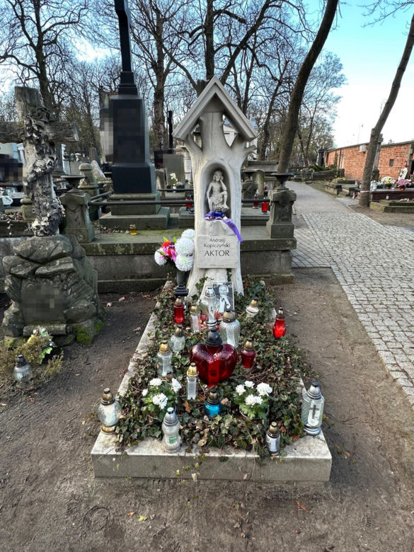 Andrzej Kopiczyński, odwiedziliśmy jego grób. Oto co zastaliśmy na miejscu