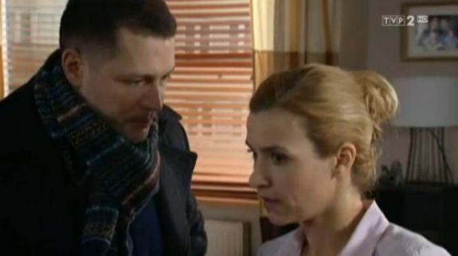 M jak miłość odc. 998. Małgosia (Joanna Koroniewska), Tomek (Andrzej Młynarczyk)