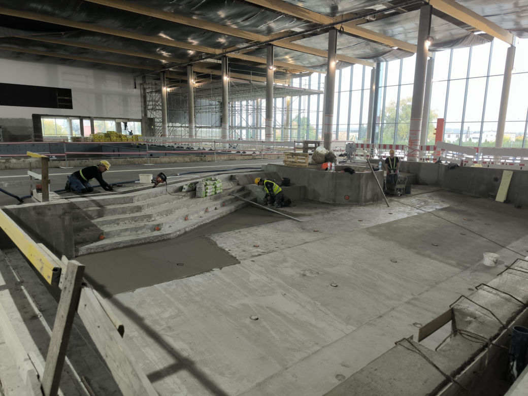Modernizacja Pływalni Akwawit w Lesznie stan na październik 2026
