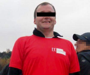 Chciał się wykąpać razem z autem