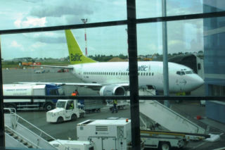 Chaos na lotnisku w Wilnie. Tajemnicze balony znad Białorusi znów paraliżują ruch