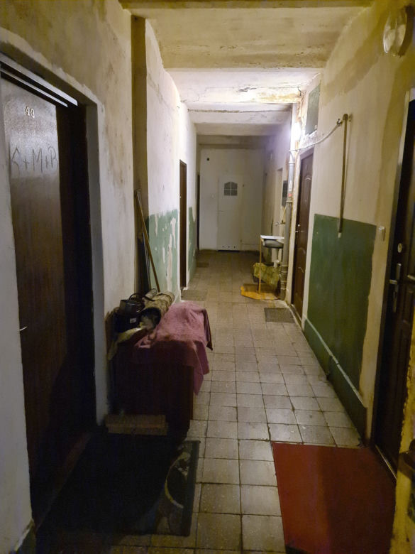 Tak się żyje w Warszawie. Bez ogrzewania i ciepłej wody