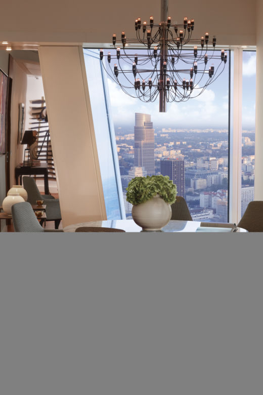 Robert Lewandowski apartament Złota 44