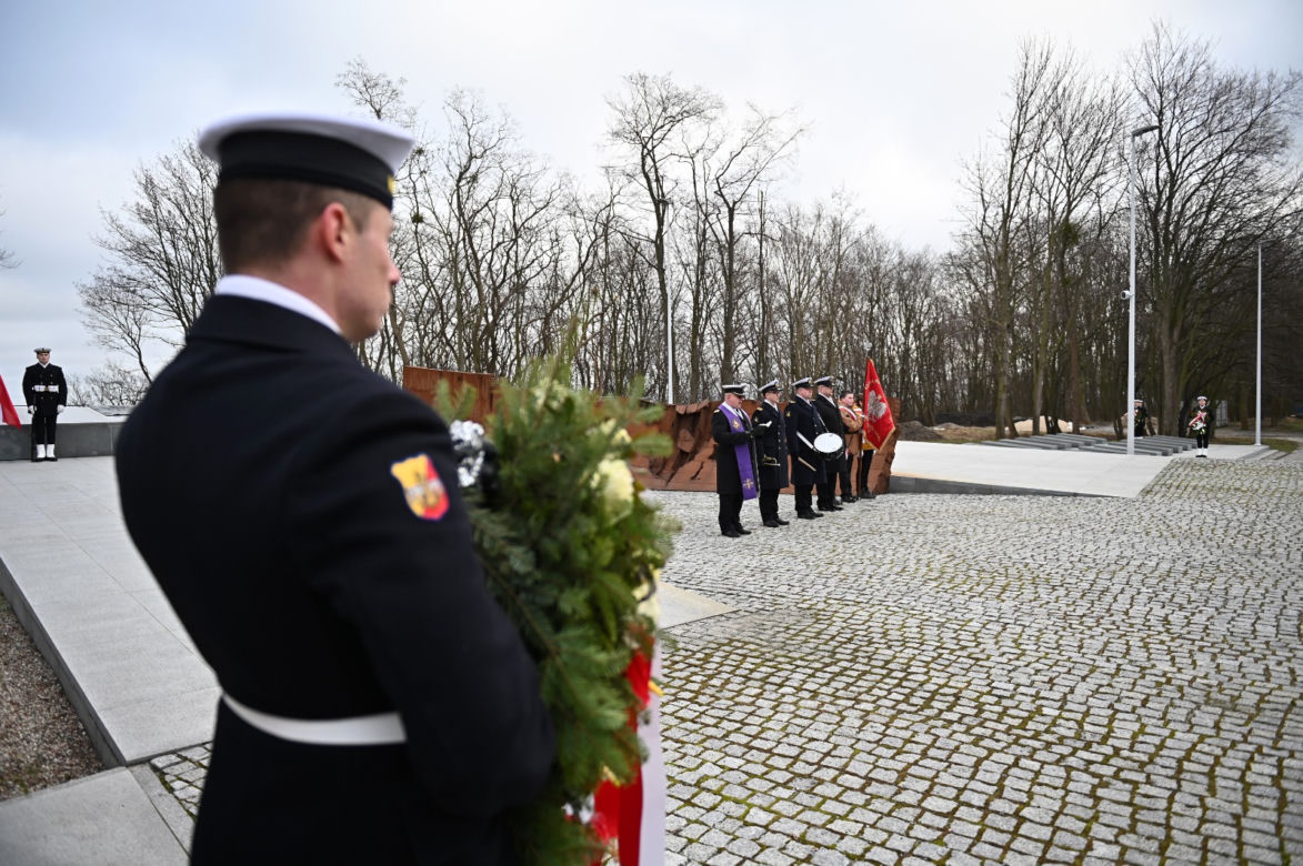 Rocznica śmierci admirała Józefa Unruga. Przejmująca uroczystość w Gdyni