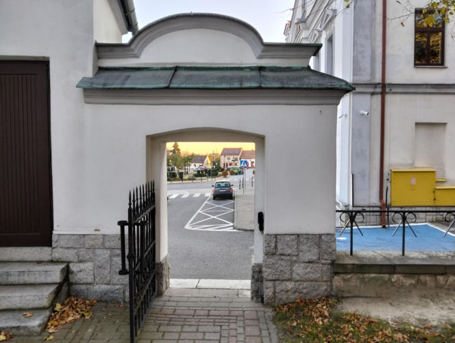 To miasto w województwie małopolskim ma jeden z najpiękniejszych rynków. Olśniewa również zabytkowym ratuszem