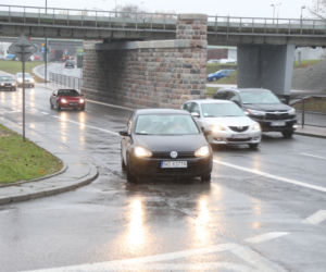 ZIMA PRZYSZŁA A BUDOWA METRA STOI