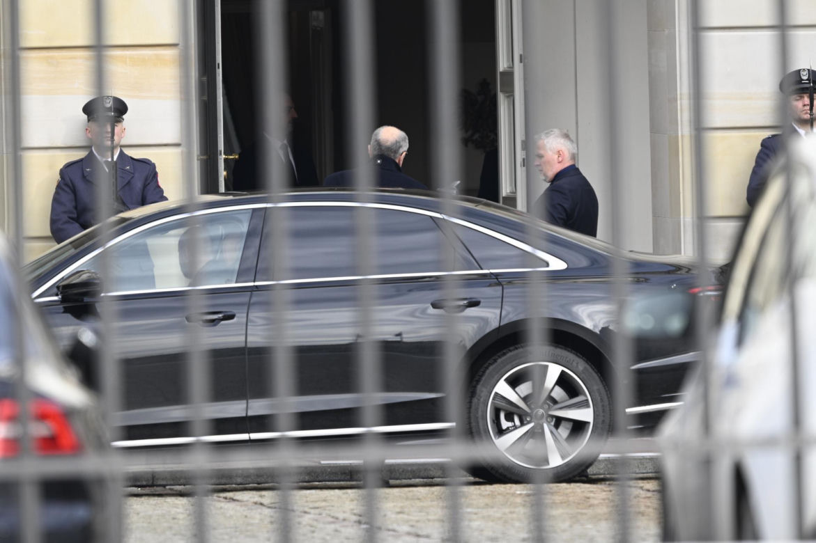 Politycy zjechali do Pałacu Prezydenckiego na Radę Bezpieczeństwa Narodowego