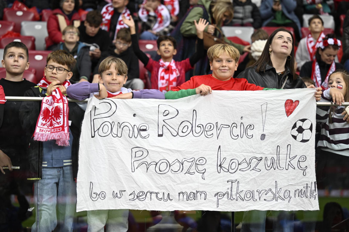 Tłumy kibiców na PGE Narodowym w Warszawie. Polska-Bośnia [ZDJĘCIA]