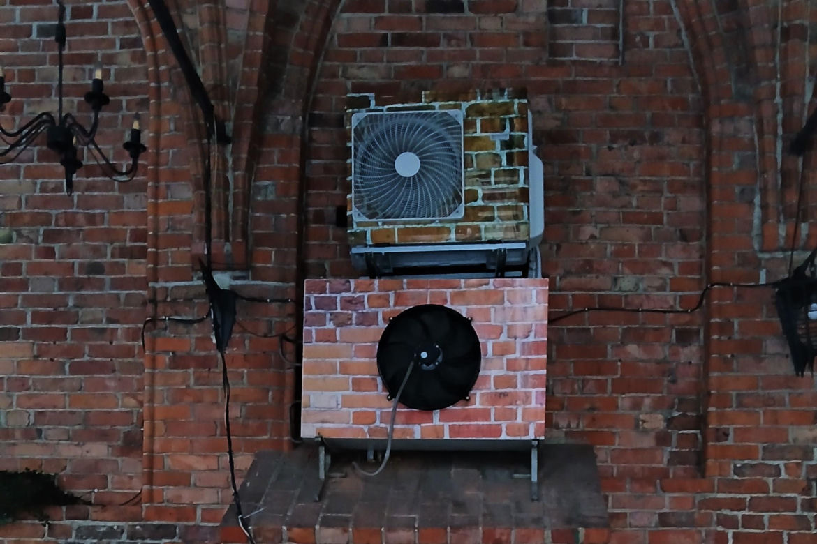 "Gotyckie klimatyzatory" na Podzamczu